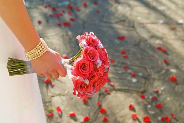 How to Elevate a Classic Ploughman's Lunch into a Gourmet Delight?